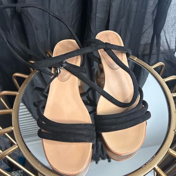 Chinese Laundry Montezuma Strappy Sandals - Picture 3 of 6
